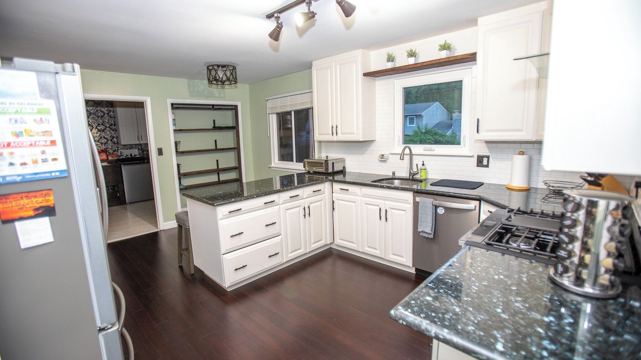 Photo of Kitchen in Newark