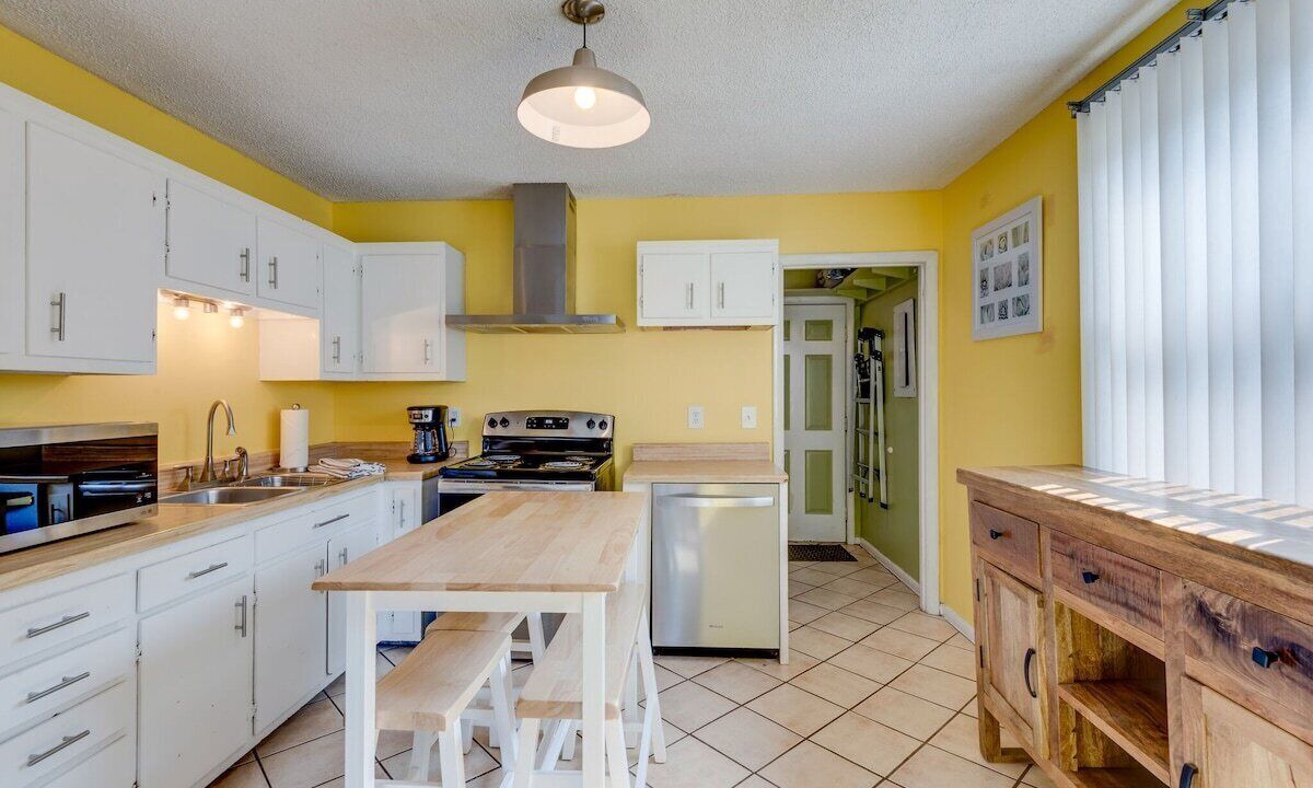 Photo of Kitchen in Inglewood