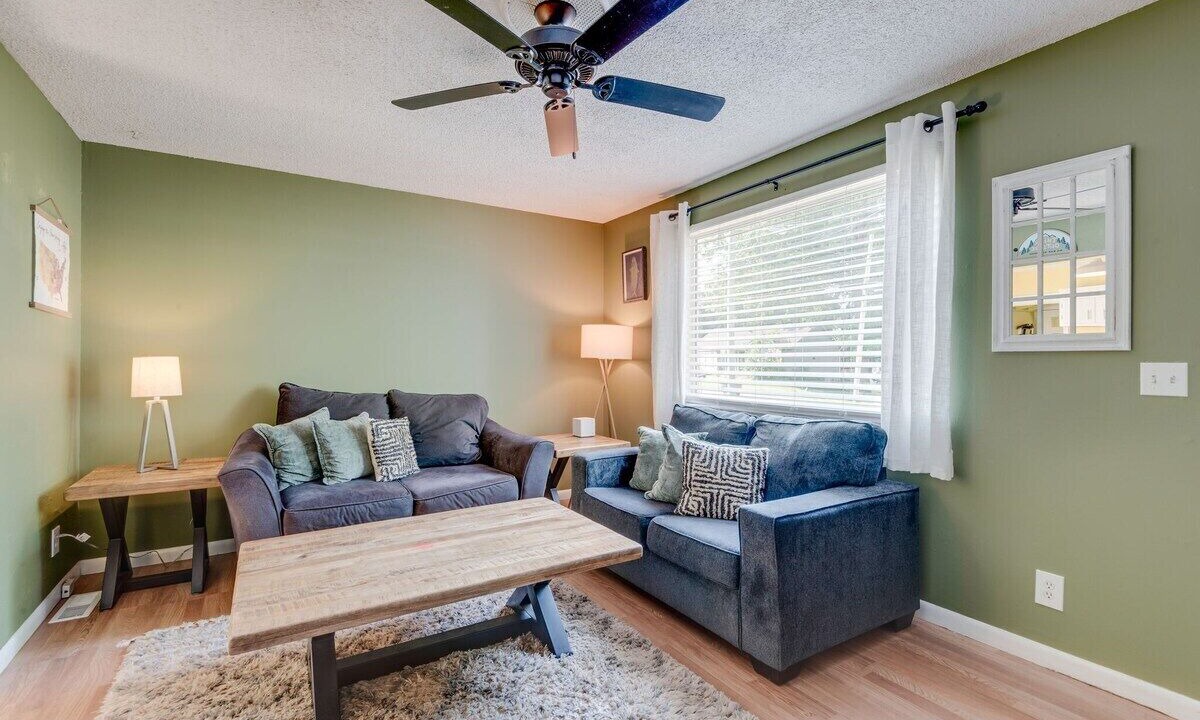 Photo of Livingroom in Inglewood