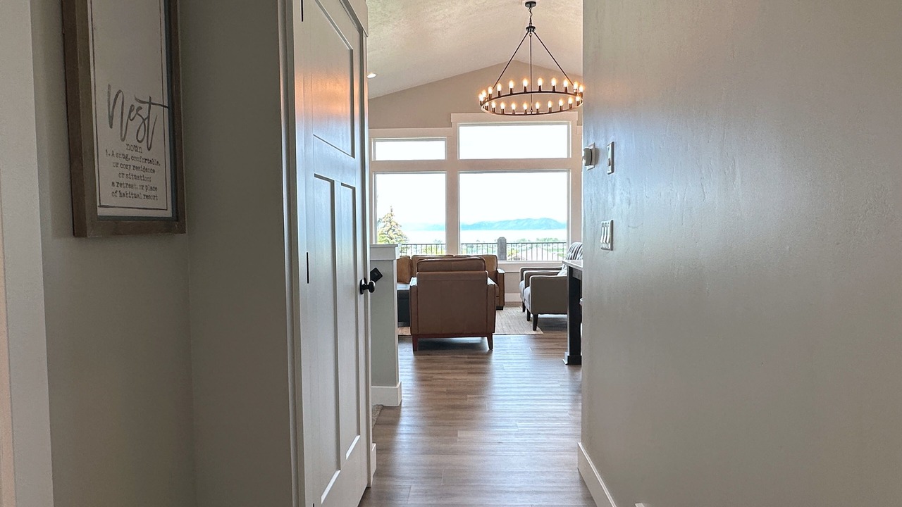 Photo of Livingroom in Sweetwater