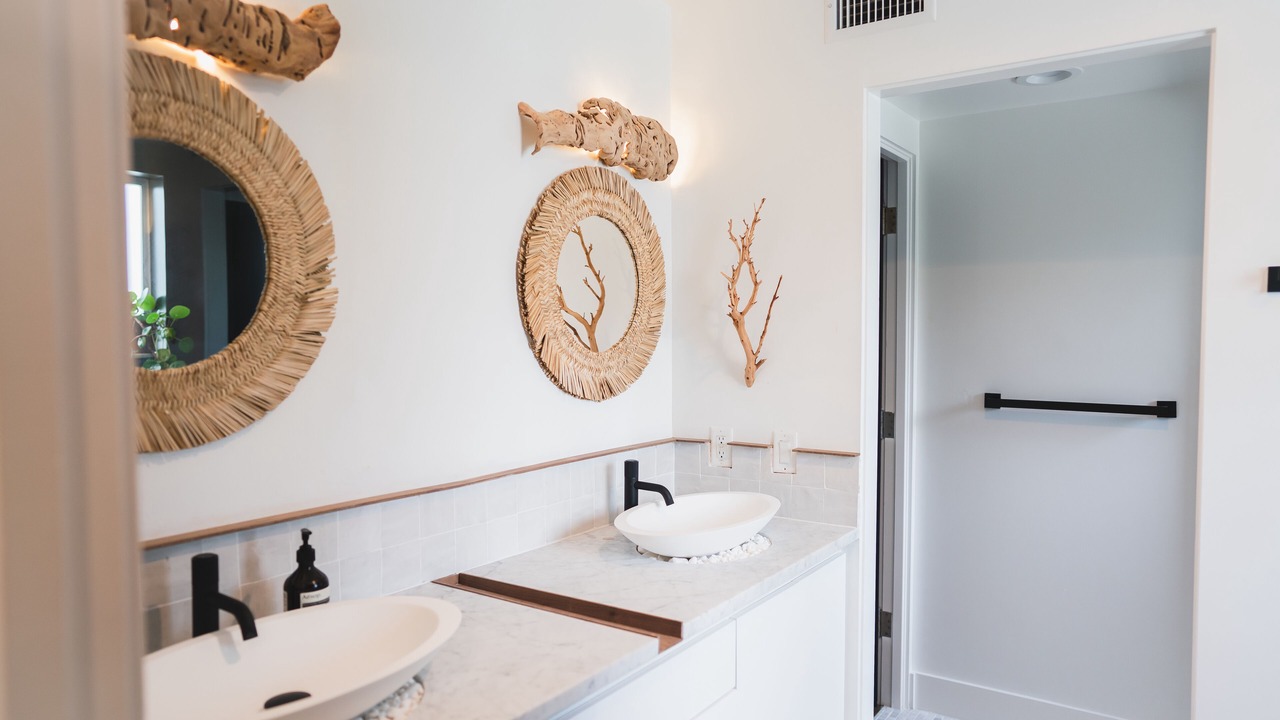 Photo of Bathroom in Burbank