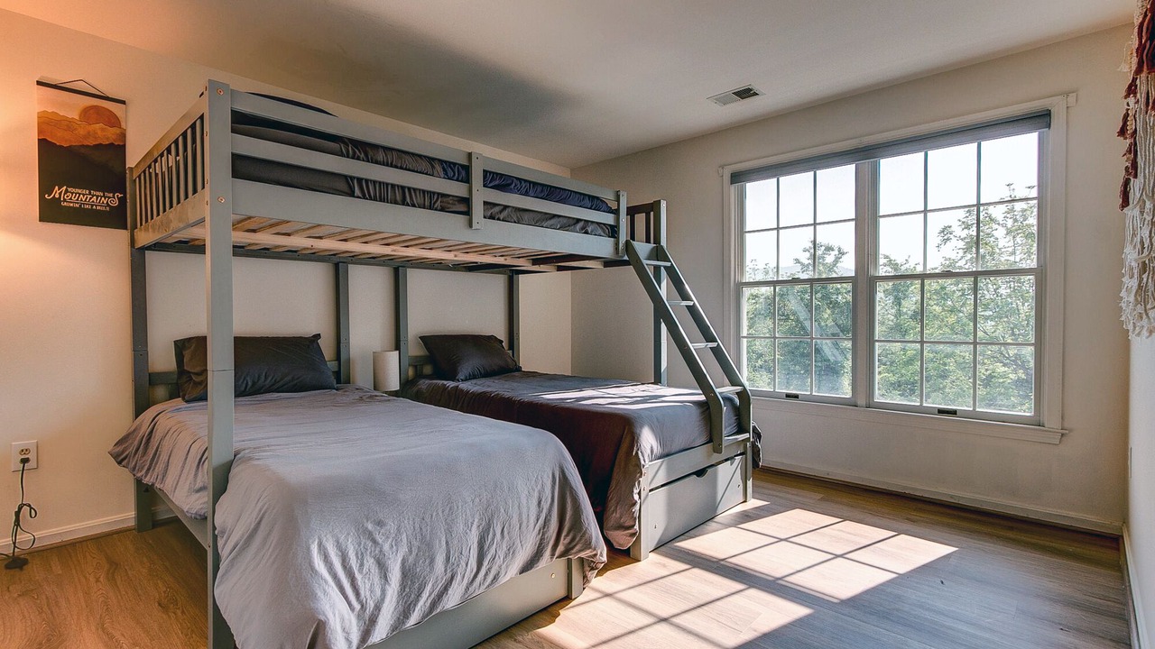 Photo of Bedroom in Harpers Ferry