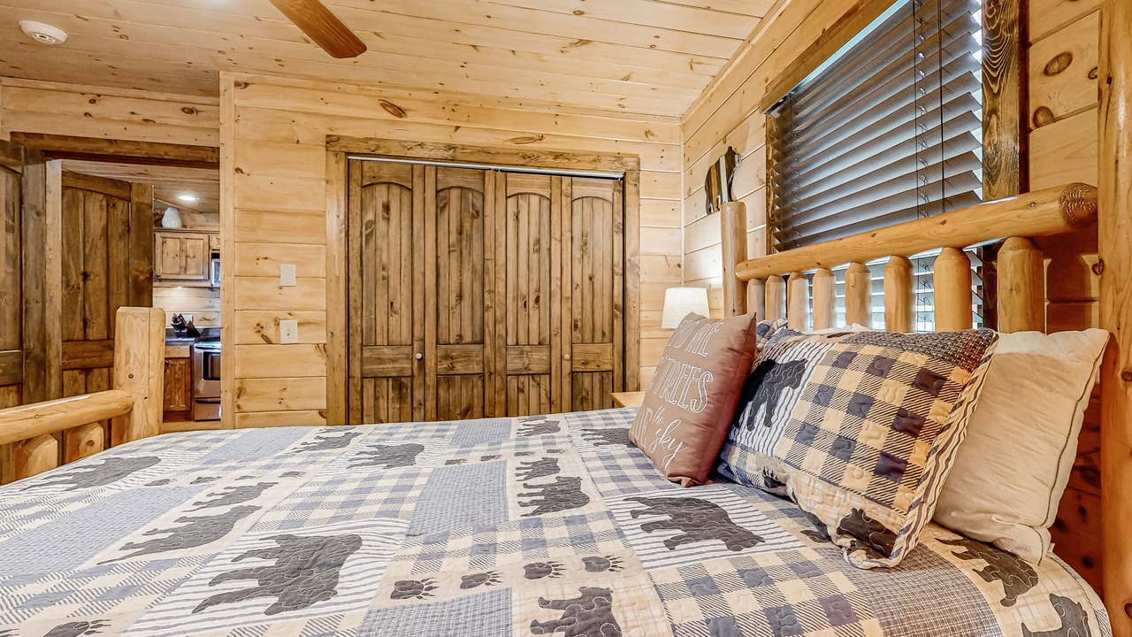 Photo of Bedroom in Ridges Over the Lake
