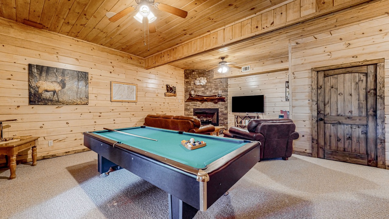 Photo of Livingroom in Ridges Over the Lake