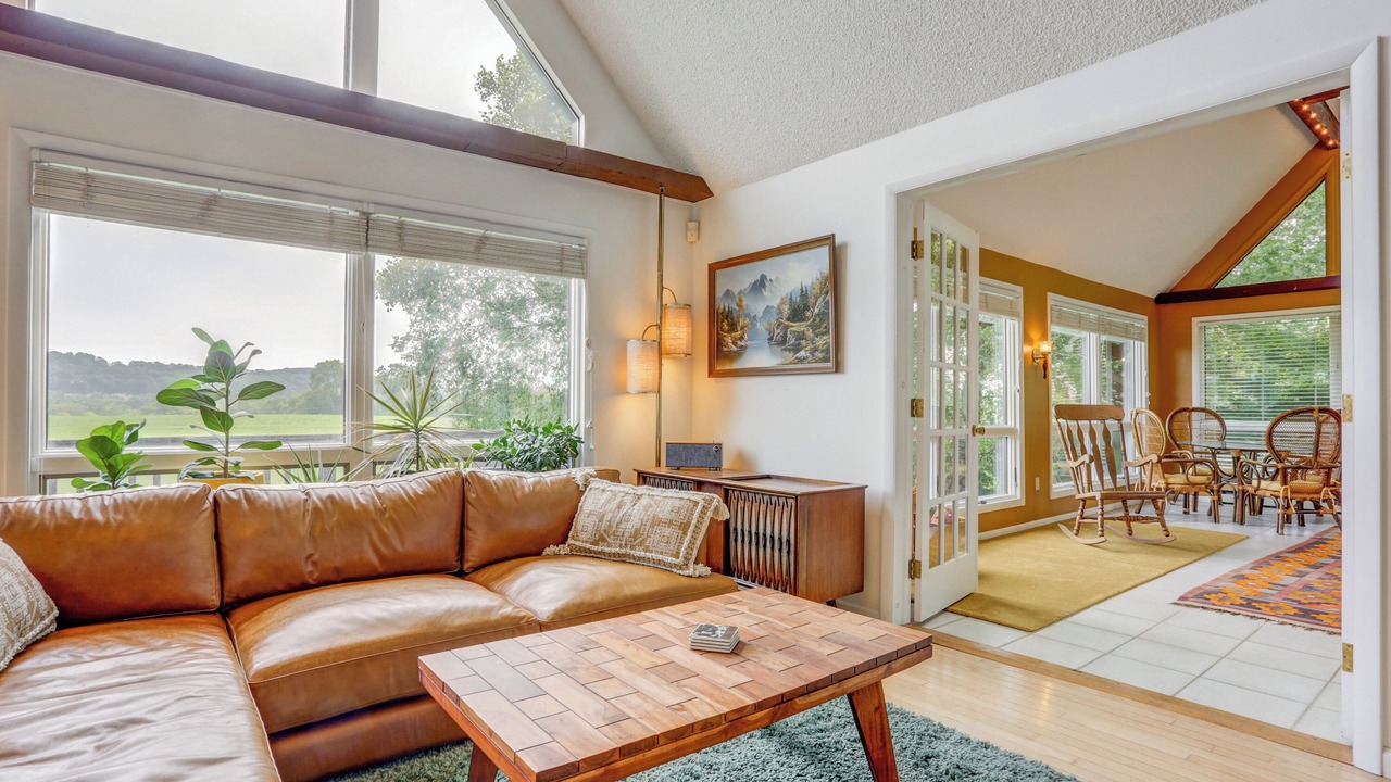 Photo of Livingroom in Willow Street
