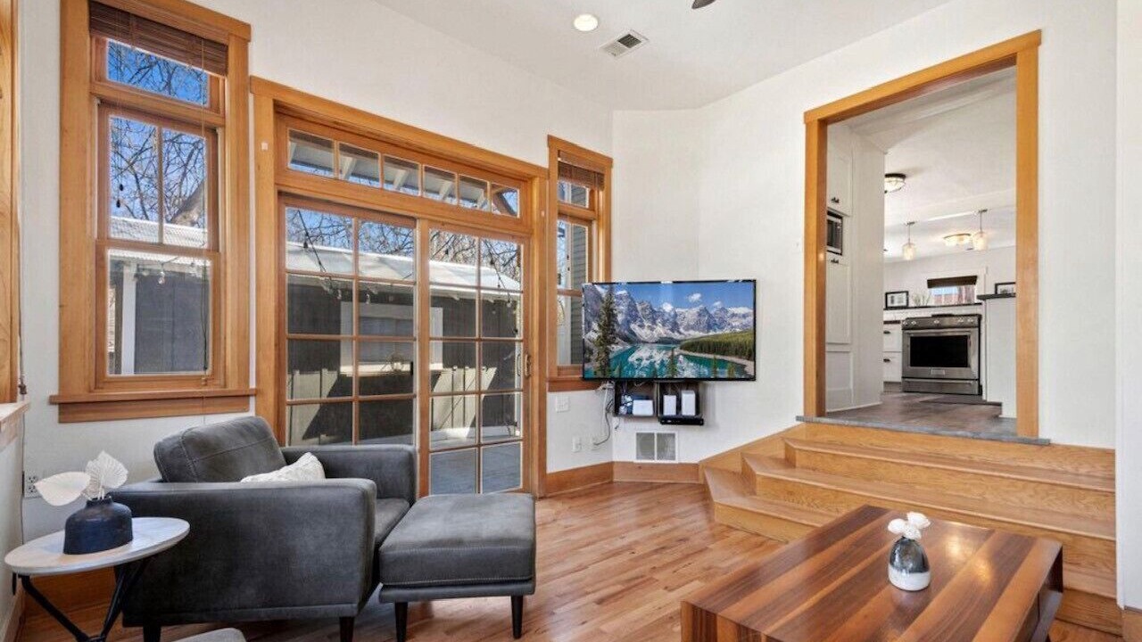 Photo of Livingroom in Old Town West