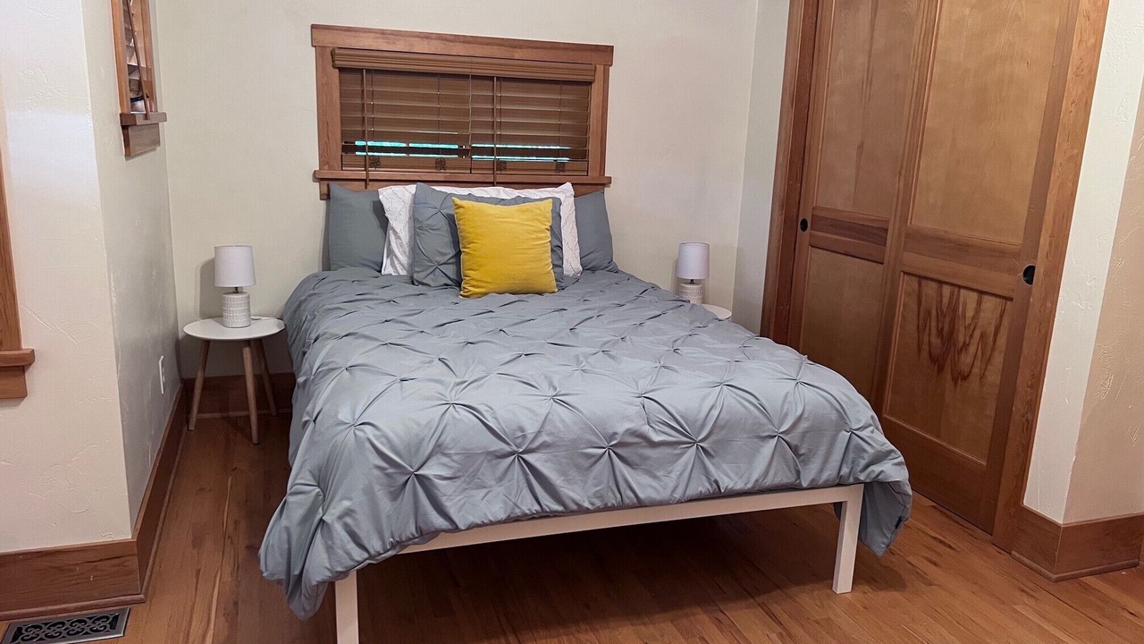 Photo of Bedroom in Old Town West