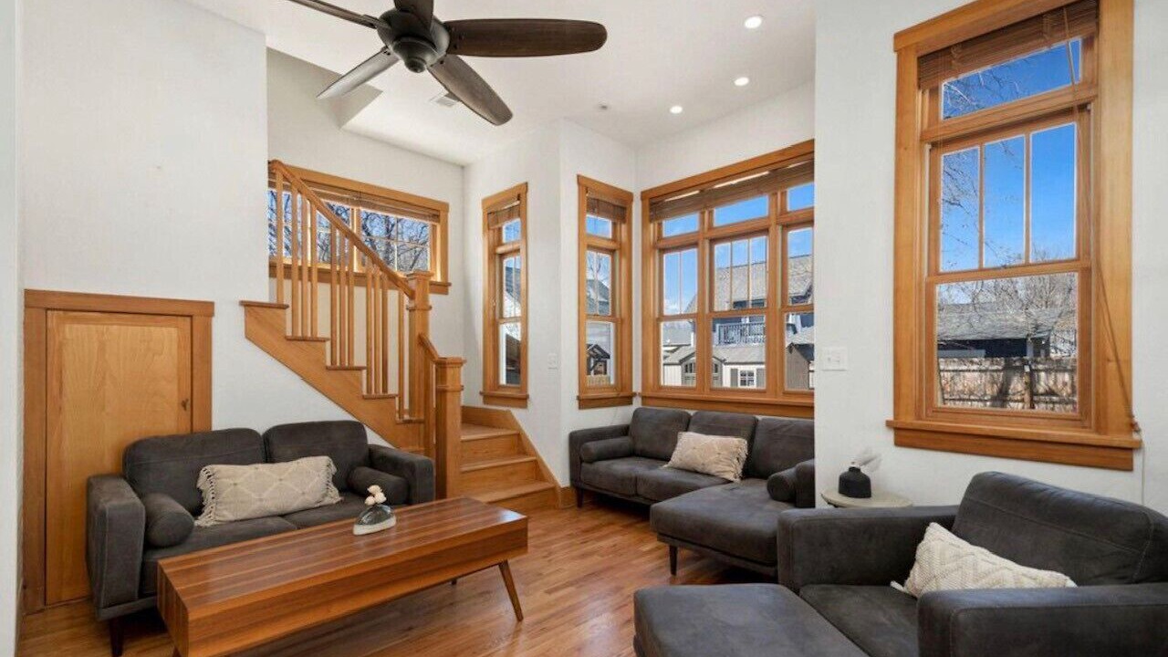 Photo of Livingroom in Old Town West