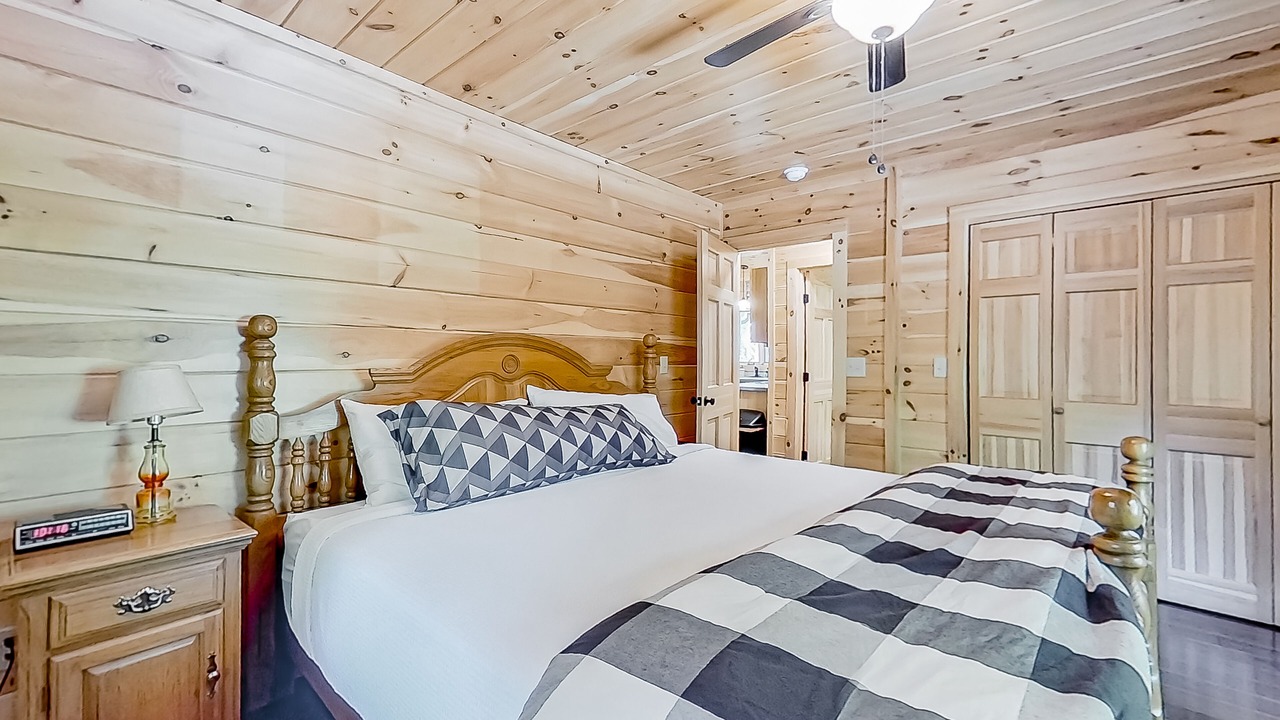 Photo of Bedroom in Wevertown