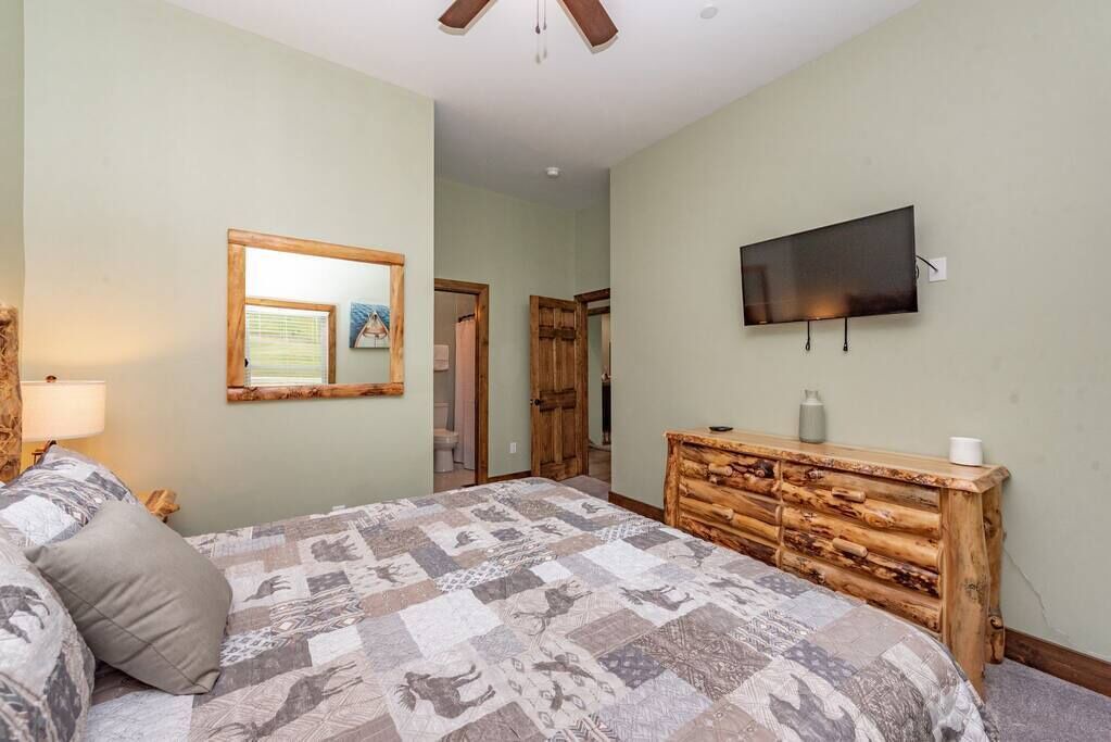 Photo of Bathroom in Waterfront Greens
