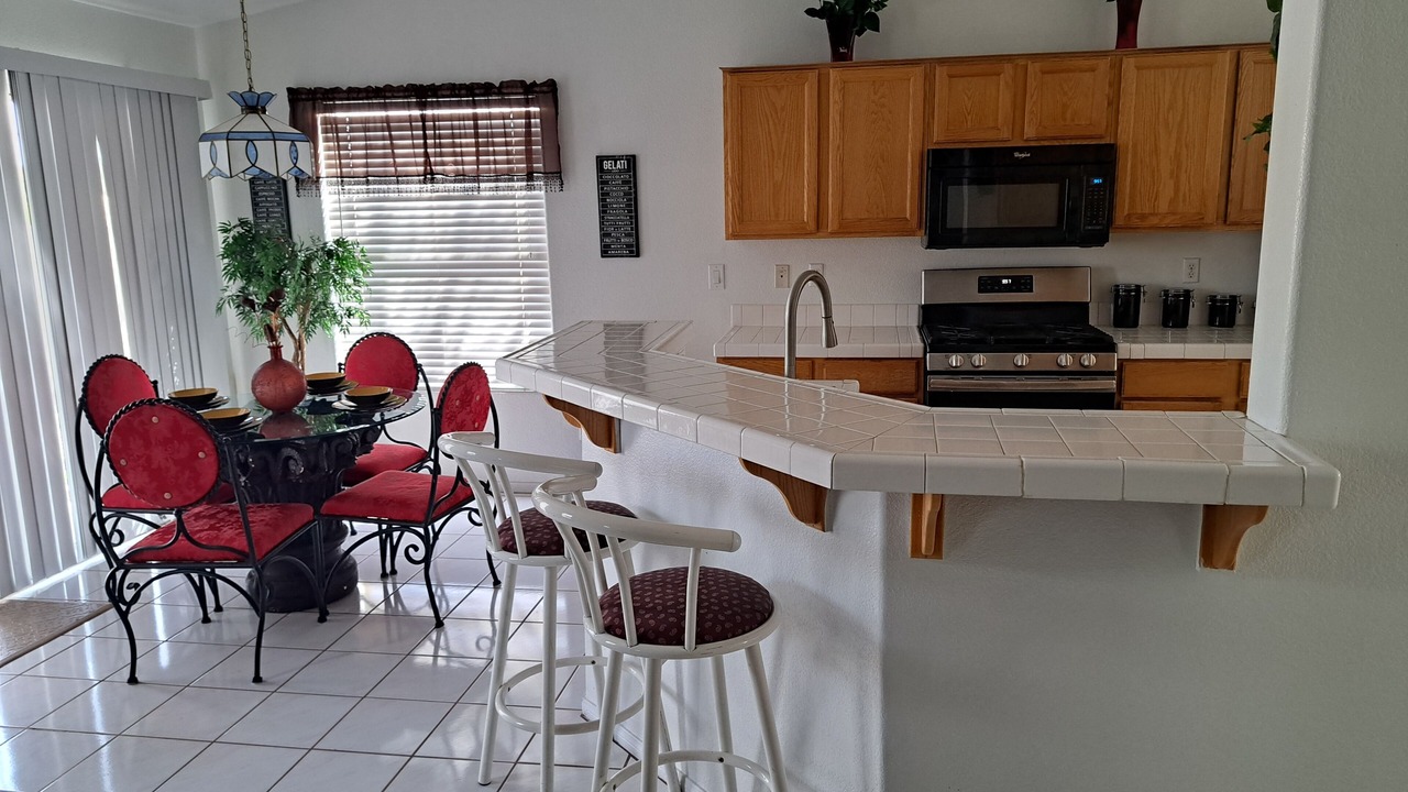 Photo of Kitchen in Desert Shores