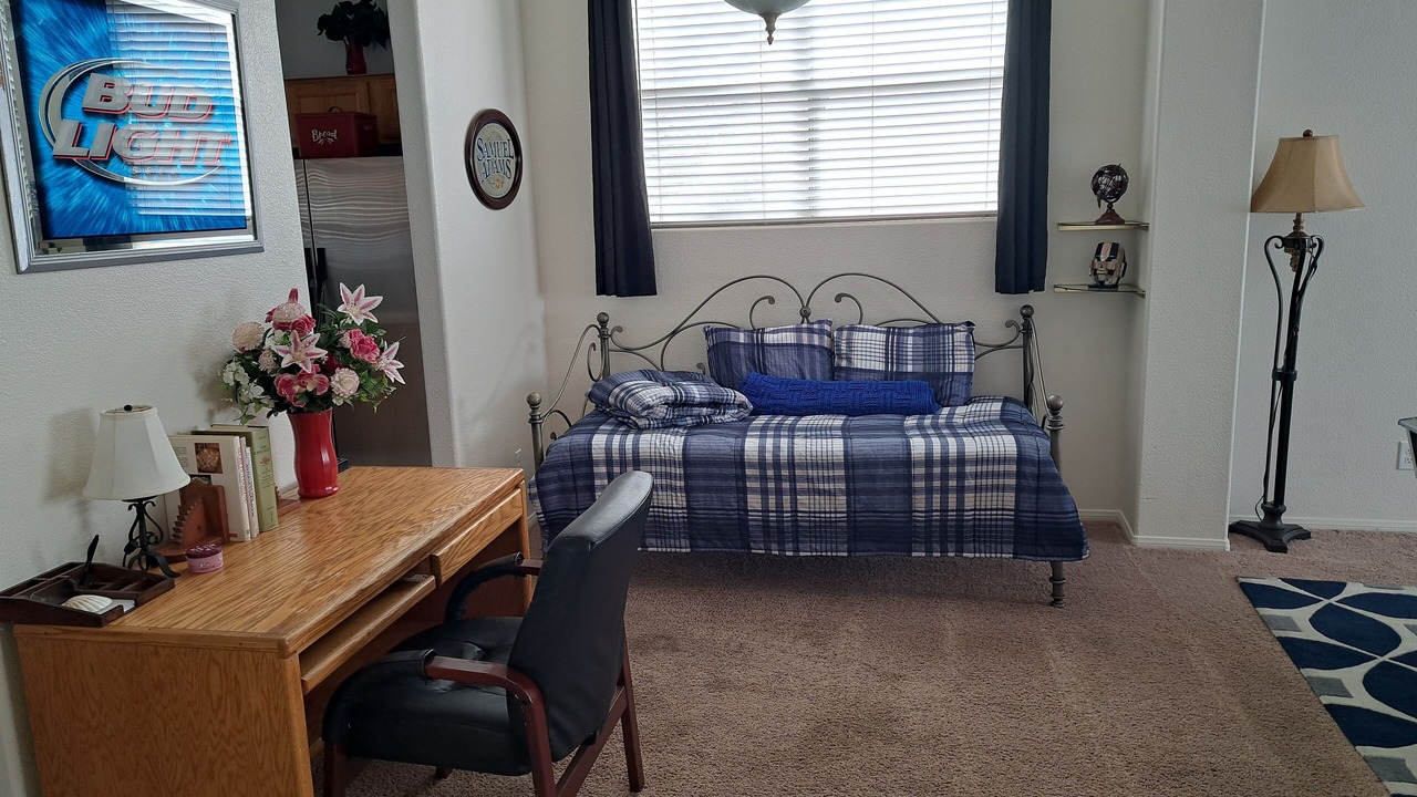 Photo of Bedroom in Desert Shores