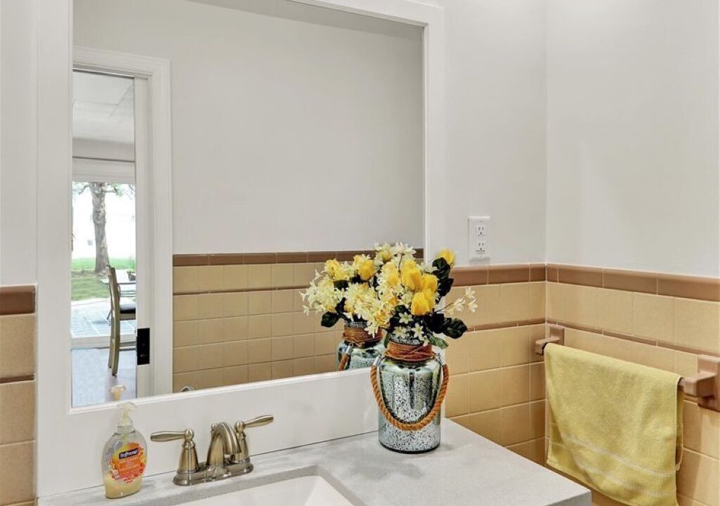 Photo of Bathroom in Paradise