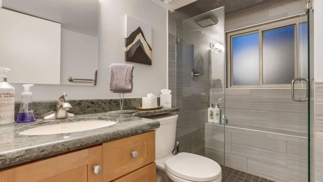 Photo of Bathroom in Highlands