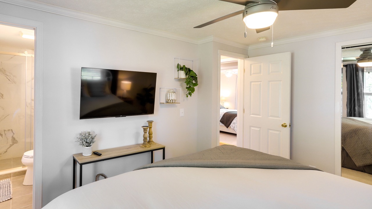 Photo of Bedroom in Three Oaks