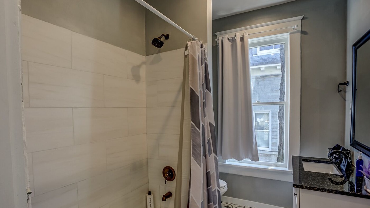 Photo of Bathroom in Medical District