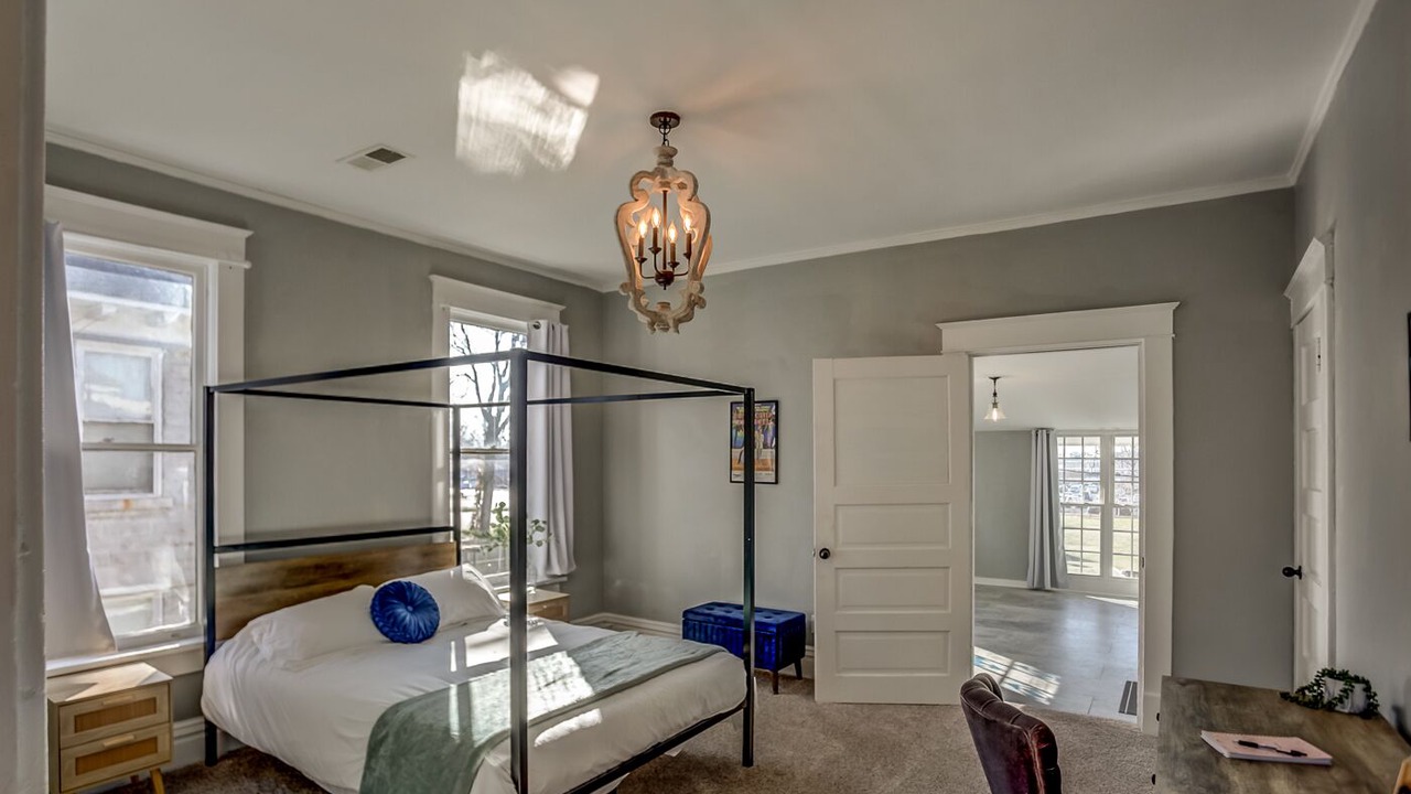 Photo of Bedroom in Medical District