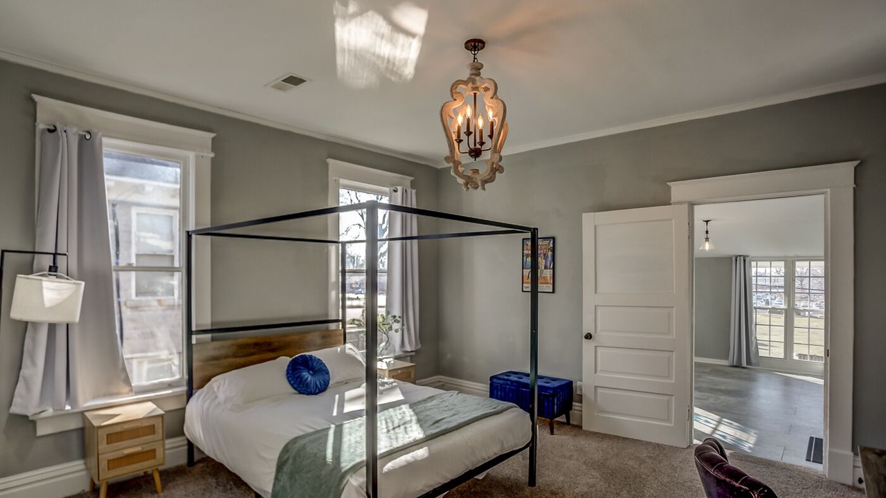 Photo of Bedroom in Medical District