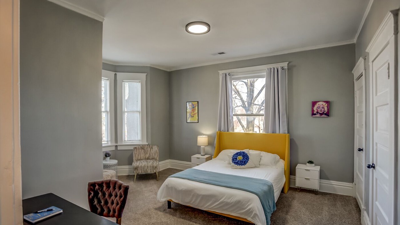 Photo of Bedroom in Medical District