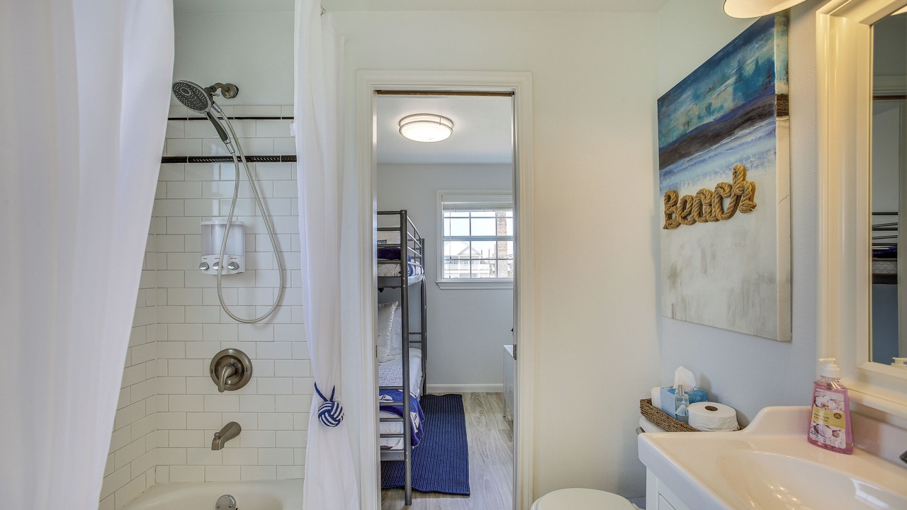 Photo of Bathroom in Terramar Beach