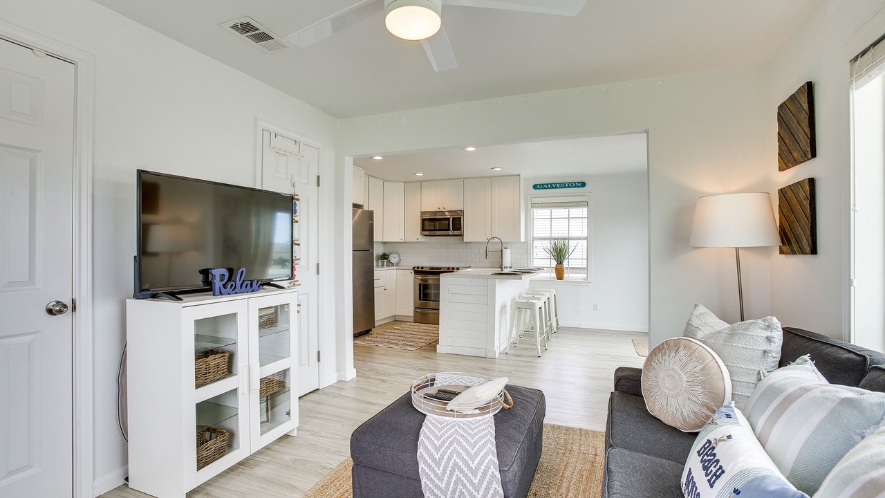 Photo of Livingroom in Terramar Beach