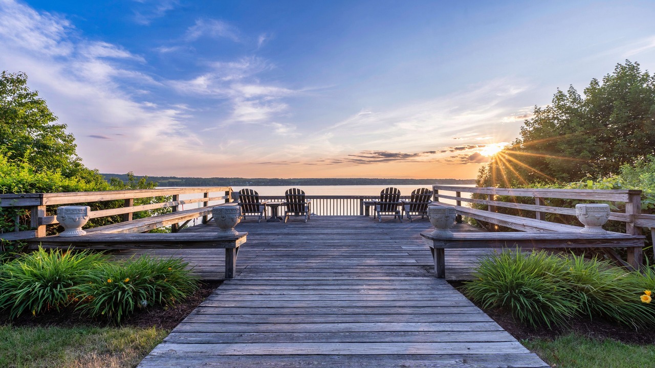 Photo of Patio Balcony in Town of Owasco