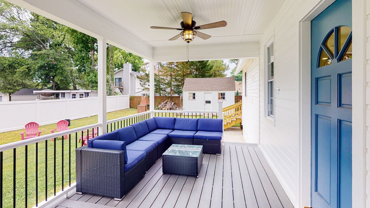 Photo of Patio Balcony in Edgewater