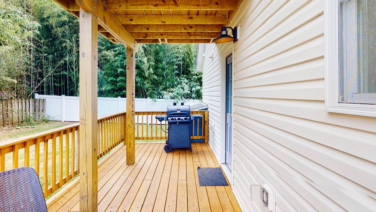 Photo of Patio Balcony in Edgewater
