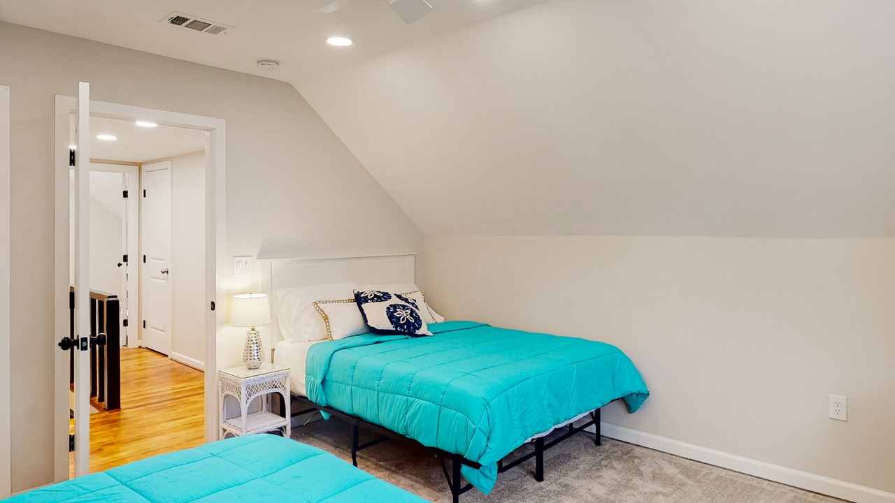 Photo of Bedroom in Edgewater