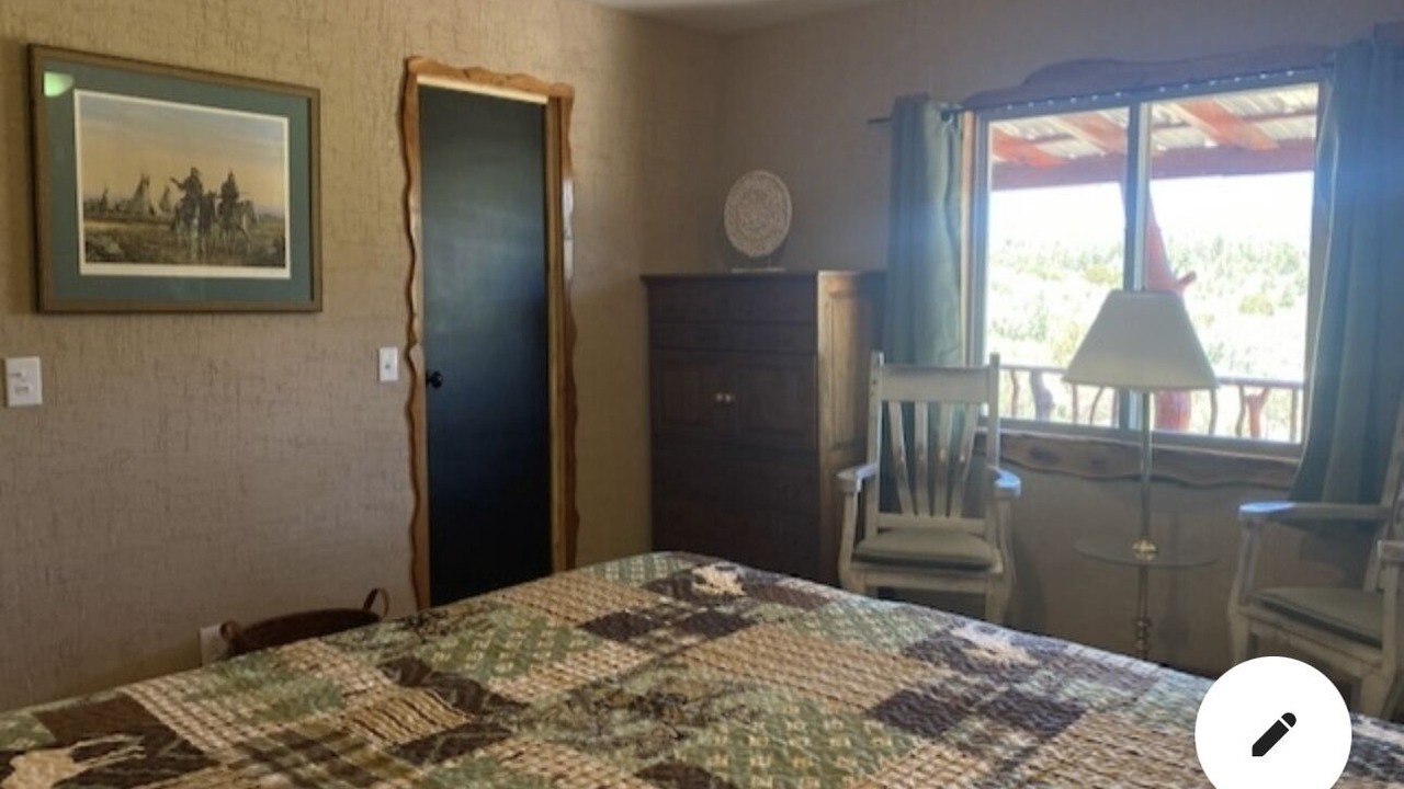 Photo of Bedroom in Timberon
