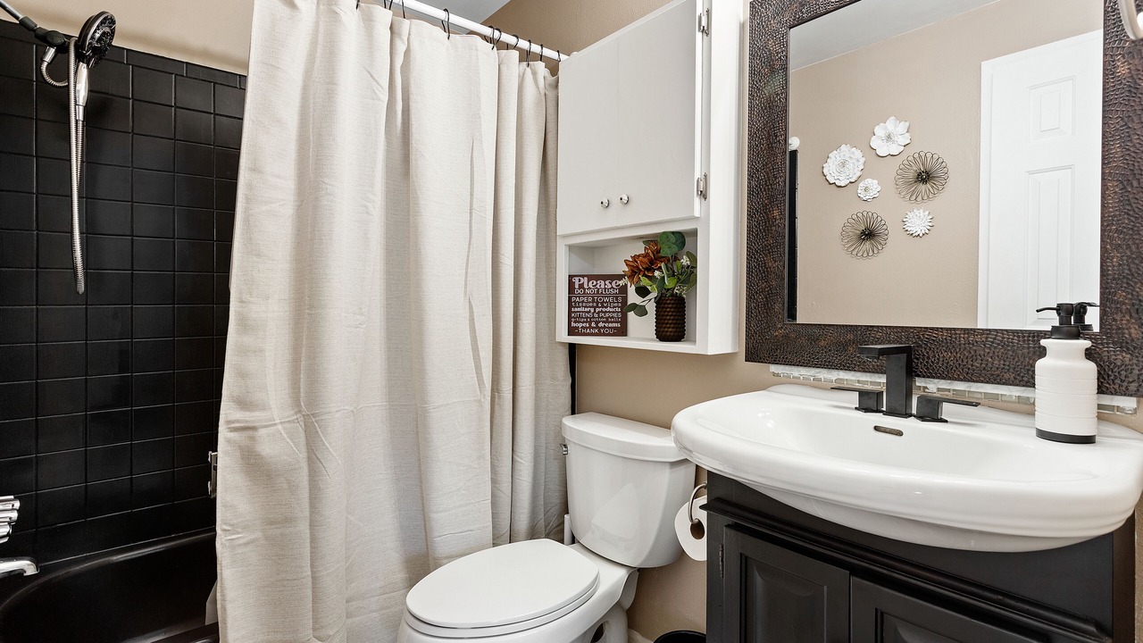 Photo of Bathroom in Highlands