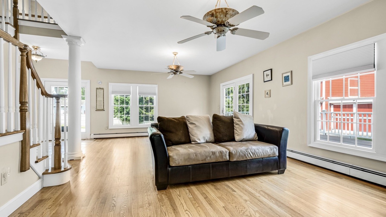 Photo of Livingroom in Westside Norwich