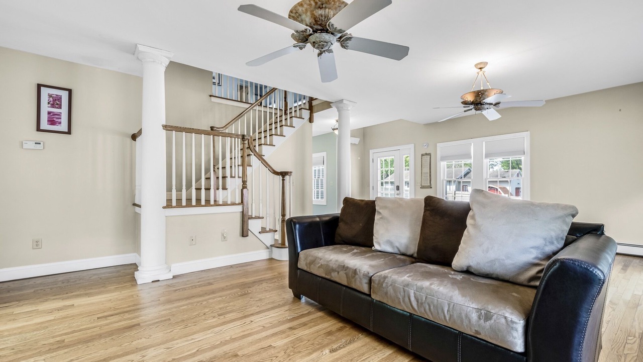 Photo of Livingroom in Westside Norwich
