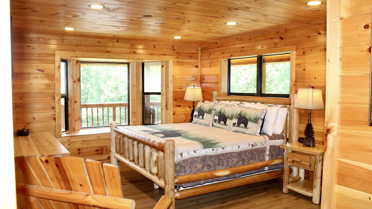 Photo of Bedroom in Wears Valley