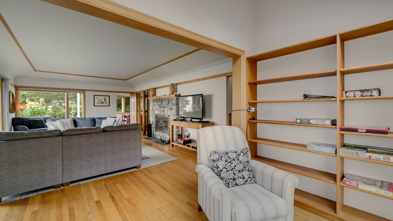 Photo of Livingroom in Neahkahnie Beach