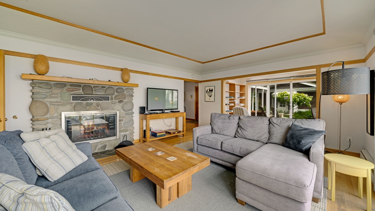 Photo of Livingroom in Neahkahnie Beach