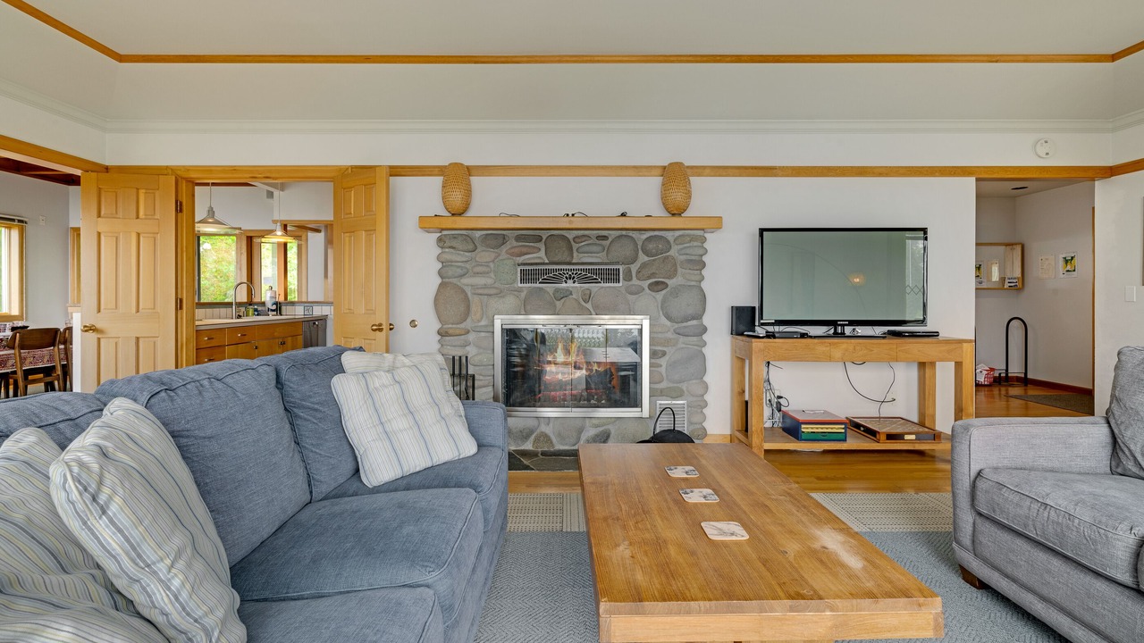 Photo of Livingroom in Neahkahnie Beach