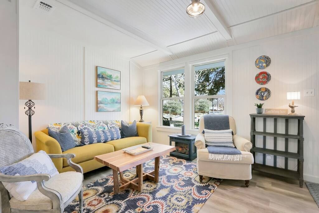 Photo of Livingroom in Johnson City