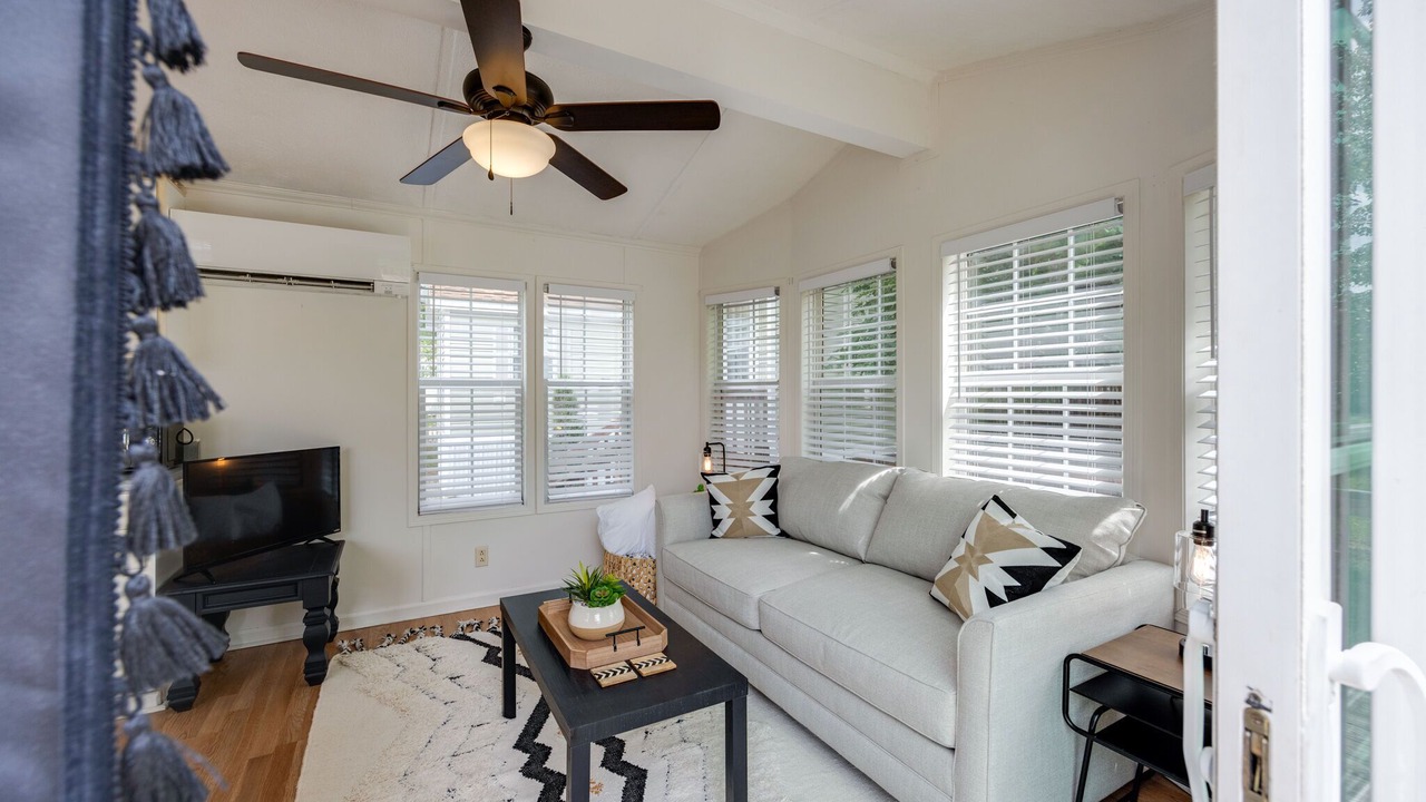 Photo of Livingroom in Monteagle