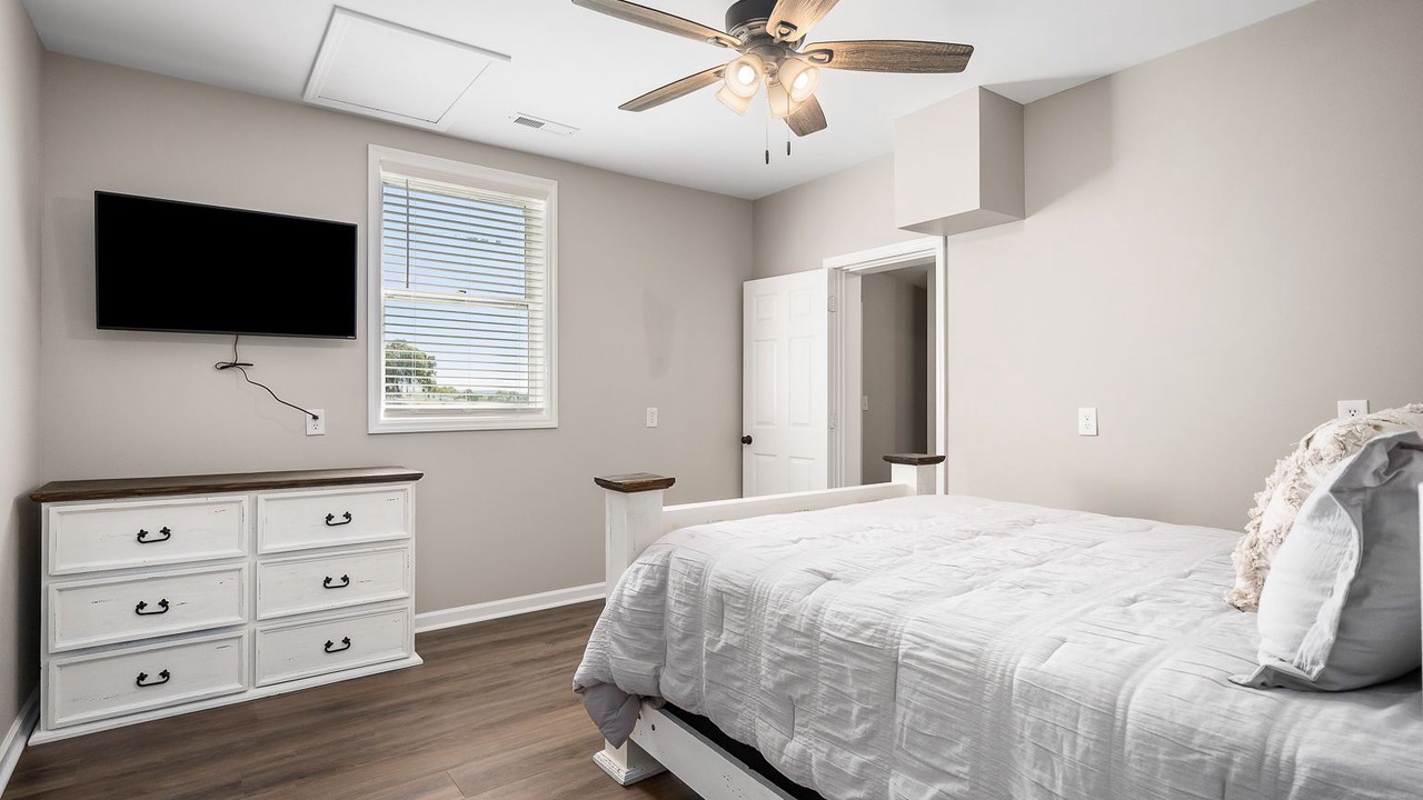 Photo of Bedroom in McMinnville