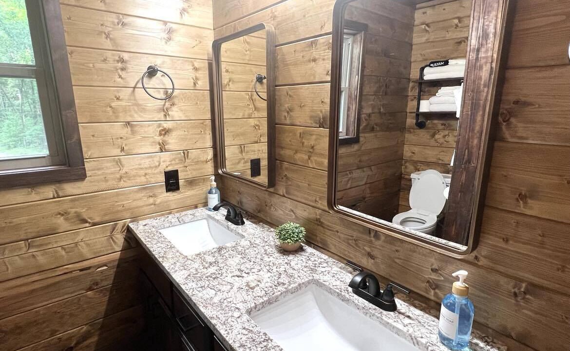 Photo of Bathroom in Ozark