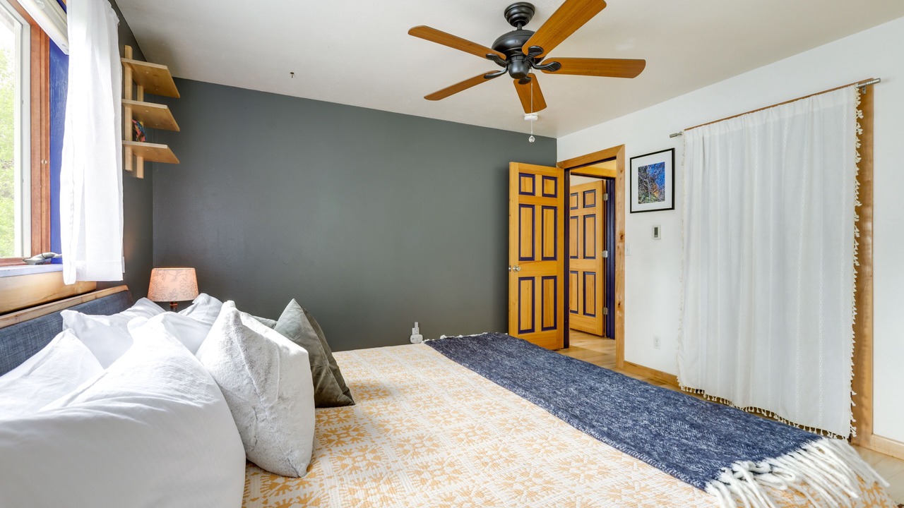 Photo of Bedroom in Marble