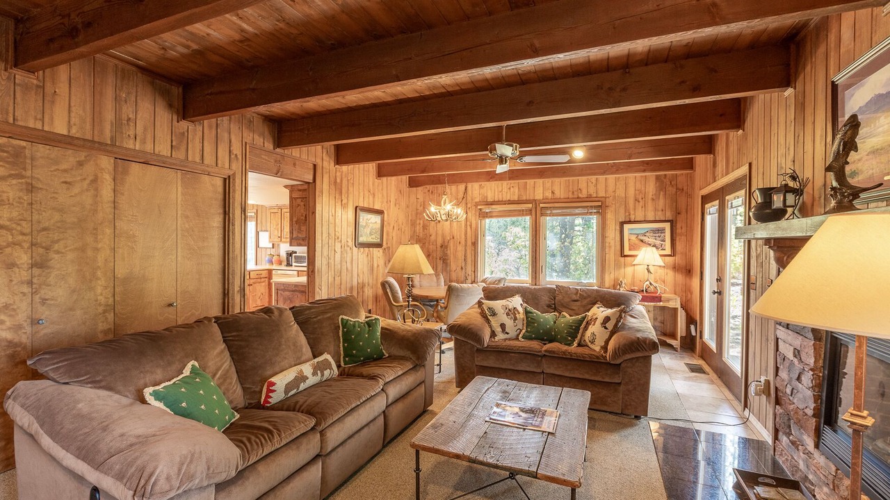 Photo of Livingroom in Pagosa Highlands