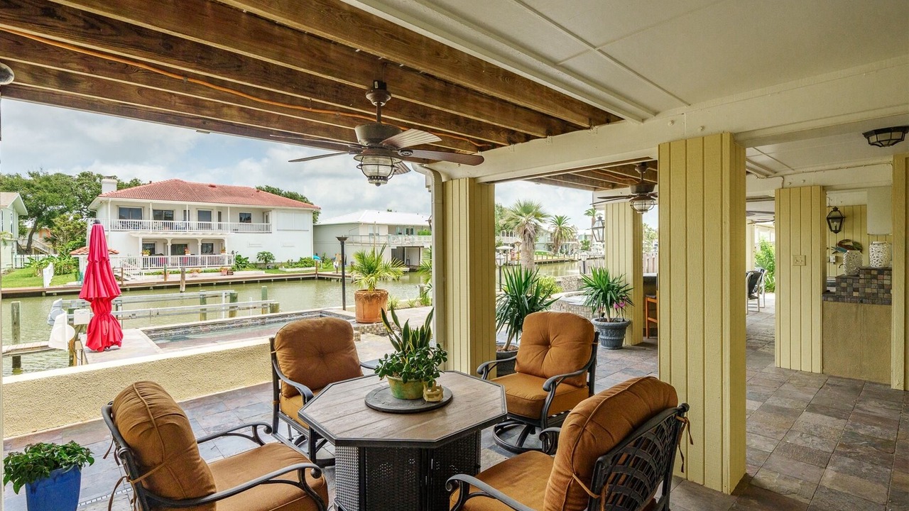 Photo of Patio Balcony in Key Allegro