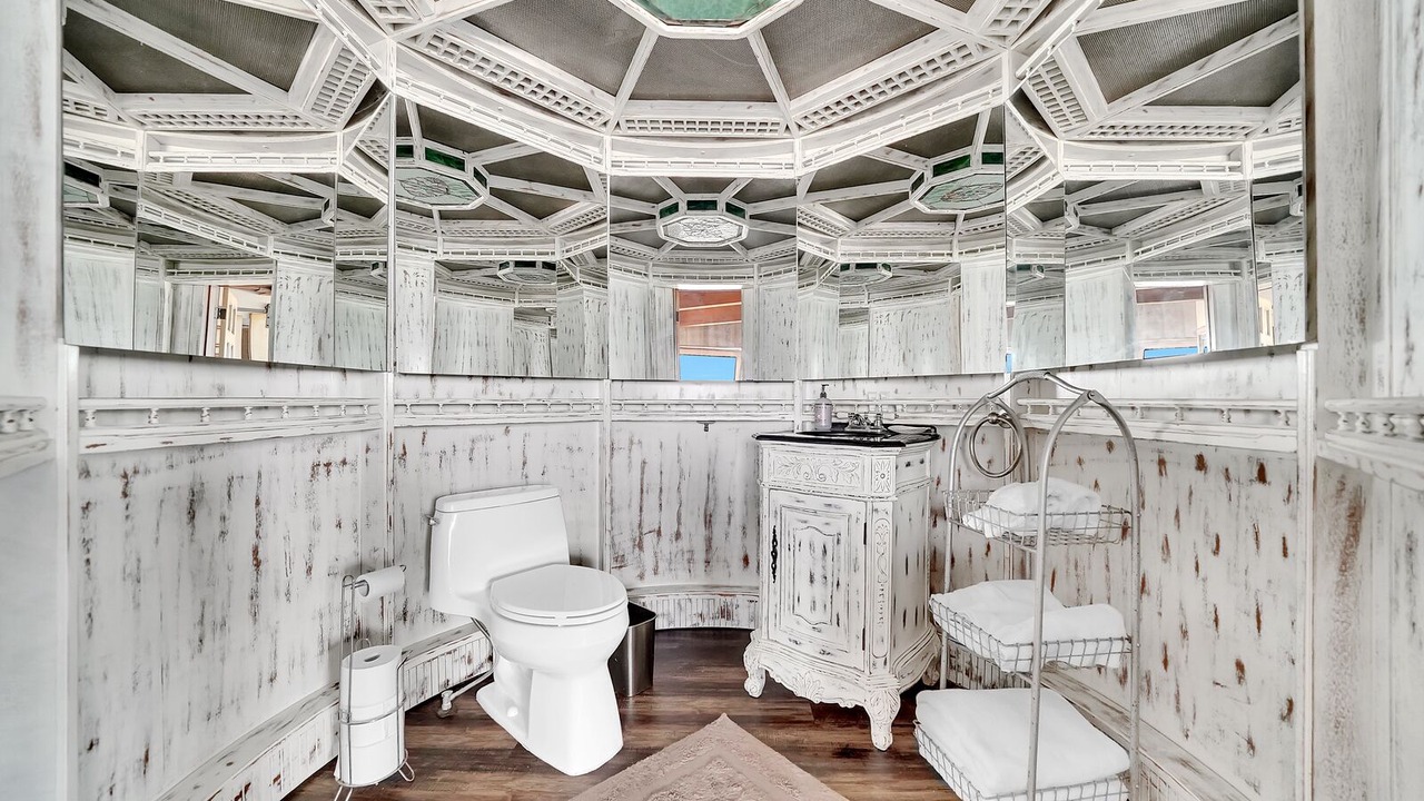 Photo of Bathroom in Seal Beach