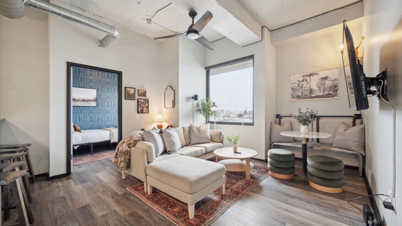 Photo of Livingroom in Fairmount