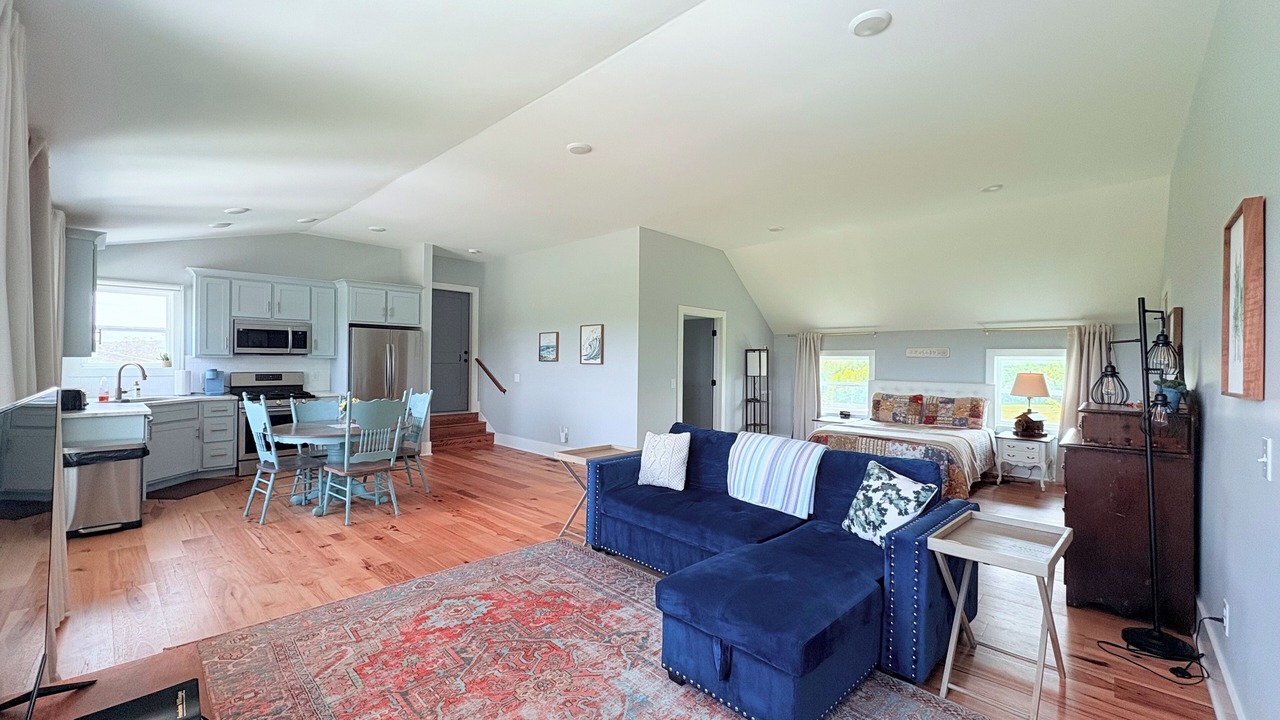 Photo of Livingroom in Watertown