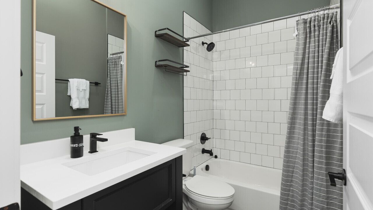 Photo of Bathroom in Cleveland Park