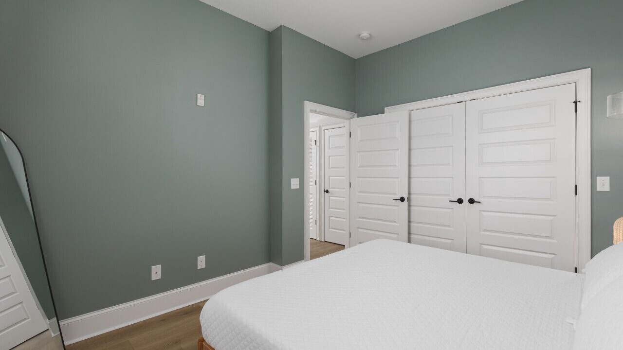 Photo of Bedroom in Cleveland Park