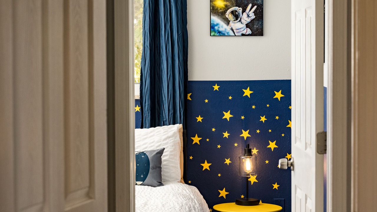 Photo of Bedroom in Lamar Heights Area